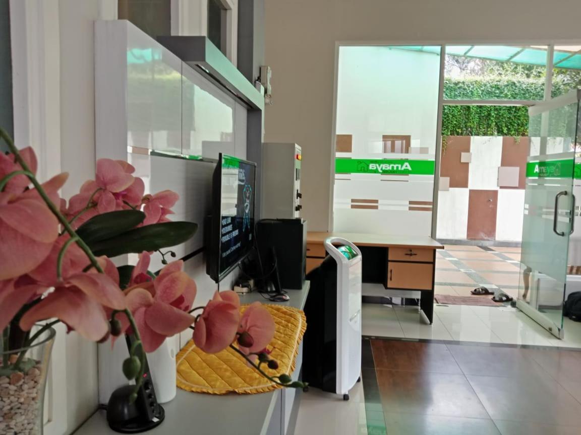 Amaya Guest House Syariah Alastuwo Экстерьер фото