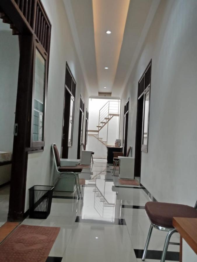 Amaya Guest House Syariah Alastuwo Экстерьер фото