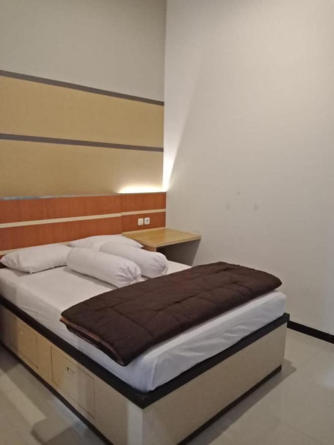 Amaya Guest House Syariah Alastuwo Экстерьер фото