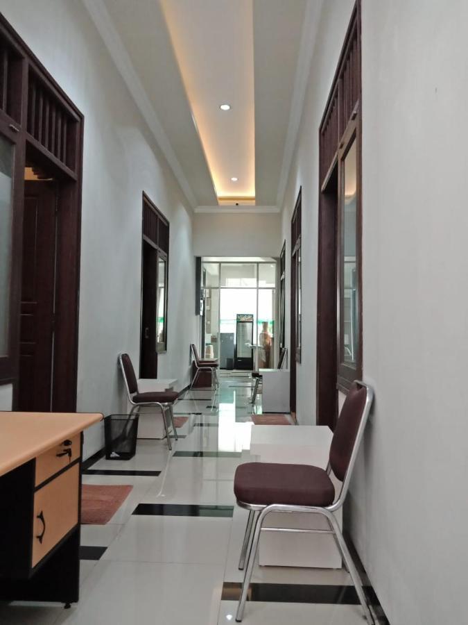 Amaya Guest House Syariah Alastuwo Экстерьер фото